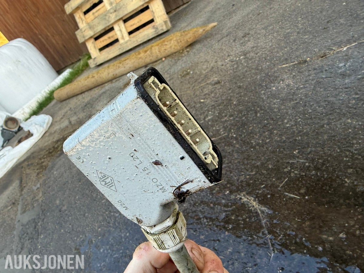 Engcon EC15 tiltrotator – S60