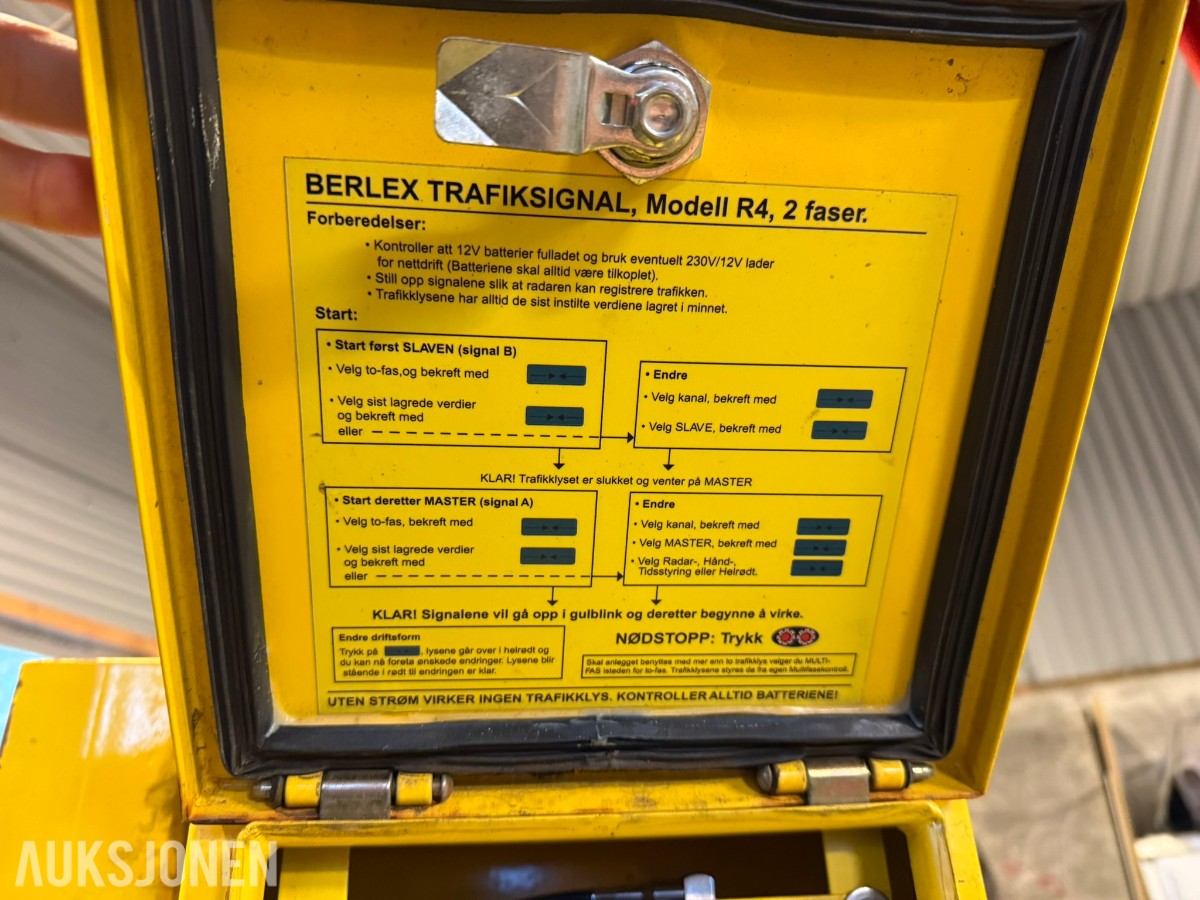 Berlex R4 trafikklys – komplett A/B-sett – radarstyring – LED – mobile vogner