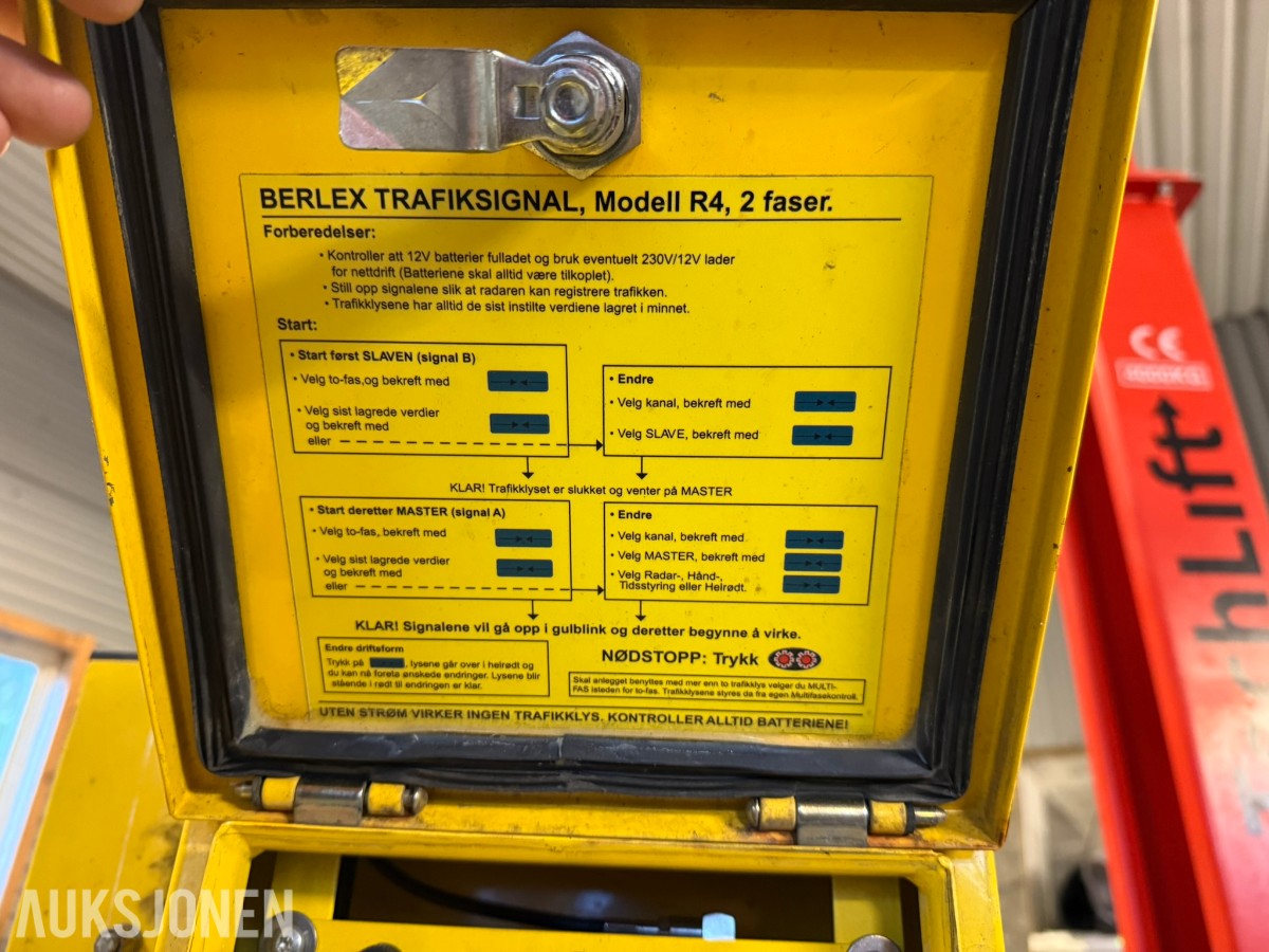 Berlex R4 trafikklys – komplett A/B-sett – radarstyring – LED – mobile vogner
