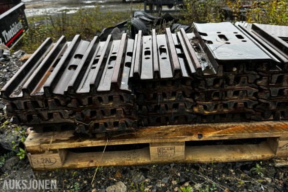 96 stk. Ubrukte 3-kams belteplater 600 mm – opplyst til Hitachi 300