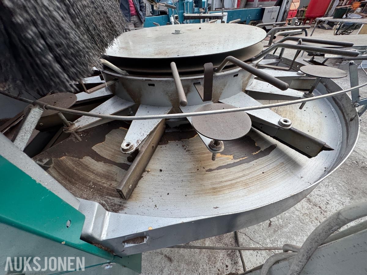 2014 Mayer 1010 automatisert pottemaskin