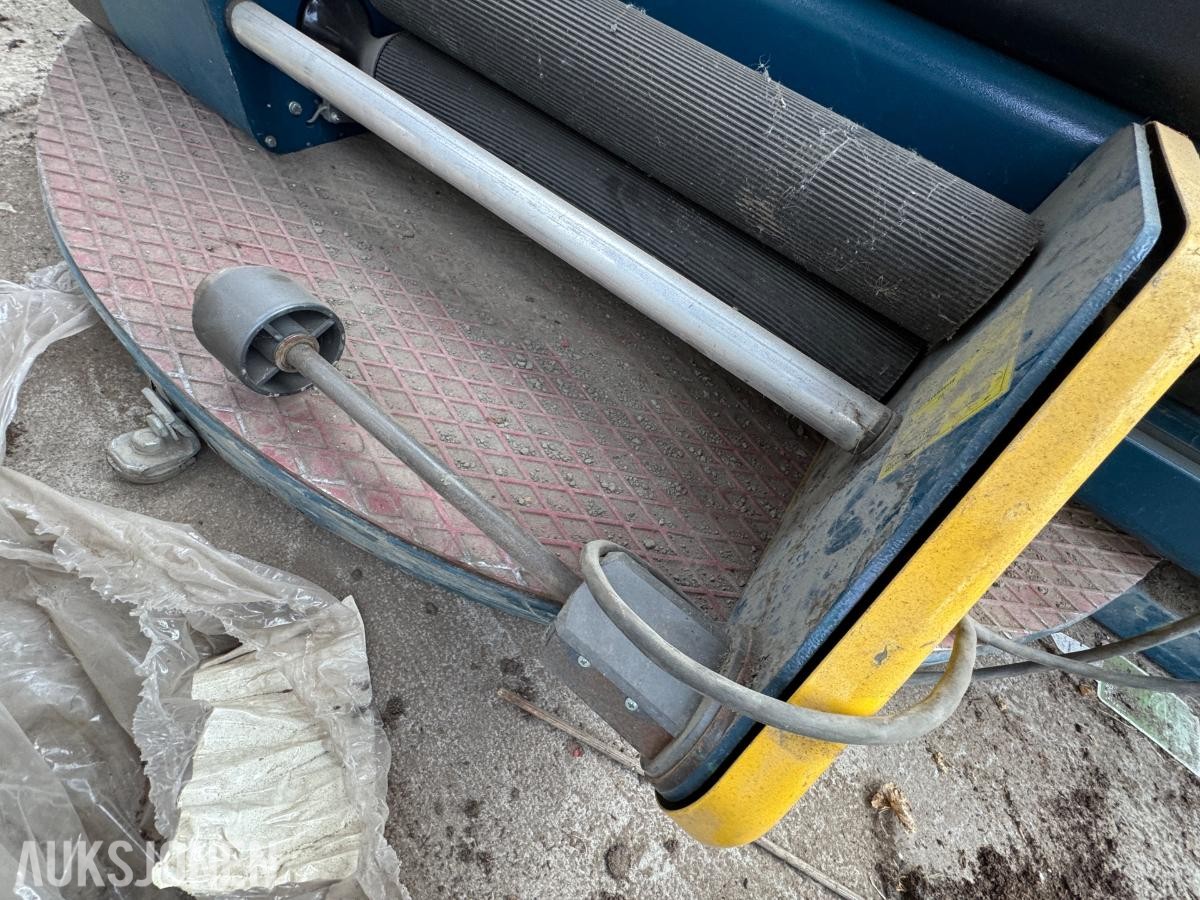 2001 Robopac Rotoplat 505/PFS strekkfilmmaskin