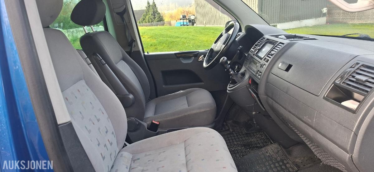 2009 Volkswagen Transporter 1.9 Diesel 102hk Lang utgave Reparasjonsobjekt