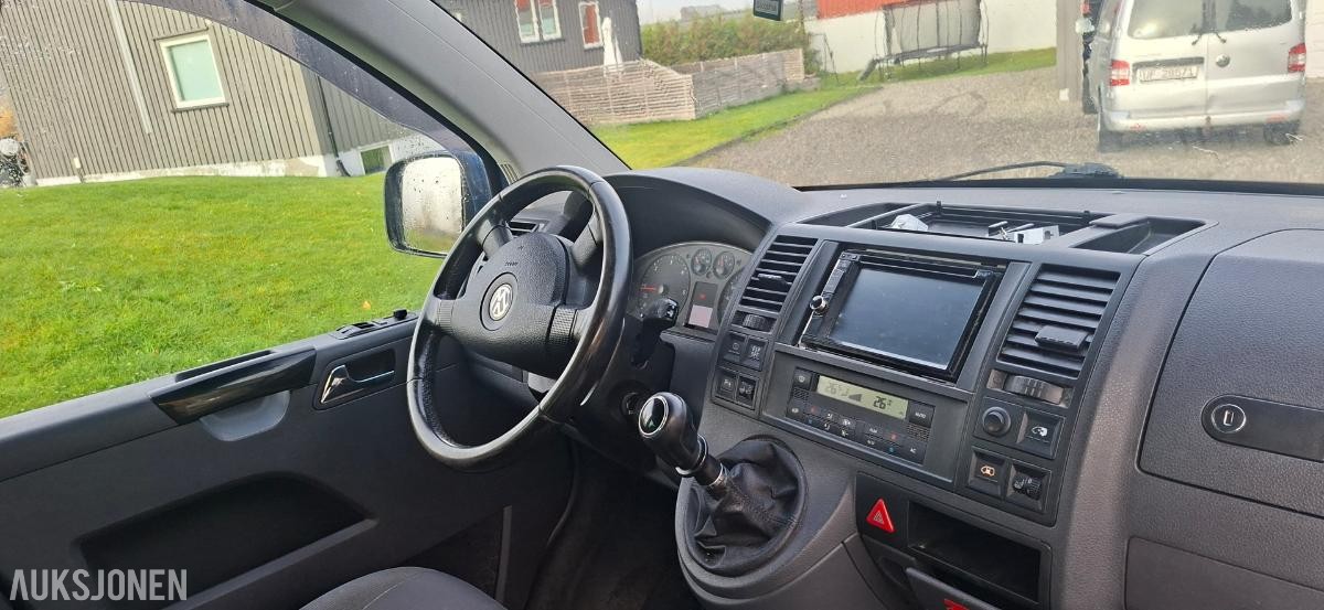 2009 Volkswagen Transporter 1.9 Diesel 102hk Lang utgave Reparasjonsobjekt