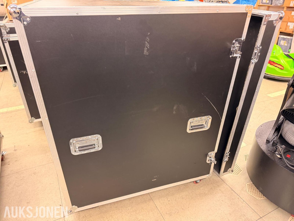Konfettikanon med fjernkontroll, justerbart utskytningsrør og flightcase