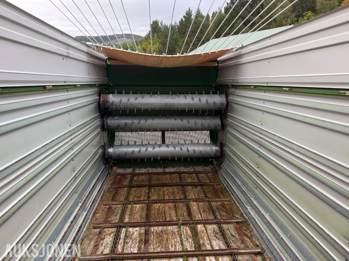 2000 Krone Titan 6/42 Pickupvogn, 35 kniver, 2 utmatervalser