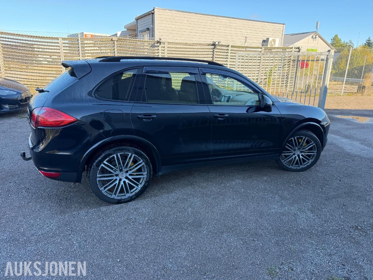 2011 PORSCHE CAYENNE, 3.0D 240HK,18-VEIS,SOLTAK,PCM,BOSE,EU-OK 3-28, 293000KM