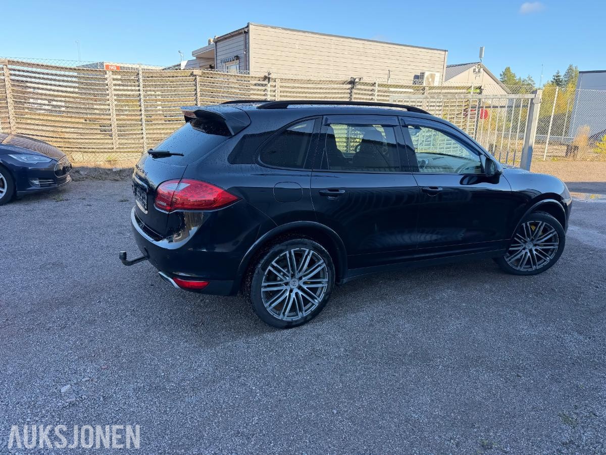 2011 PORSCHE CAYENNE, 3.0D 240HK,18-VEIS,SOLTAK,PCM,BOSE,EU-OK 3-28, 293000KM