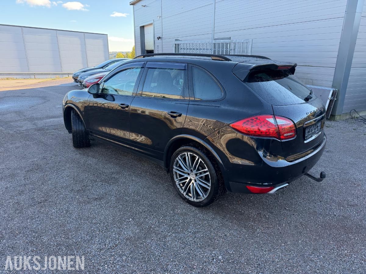 2011 PORSCHE CAYENNE, 3.0D 240HK,18-VEIS,SOLTAK,PCM,BOSE,EU-OK 3-28, 293000KM