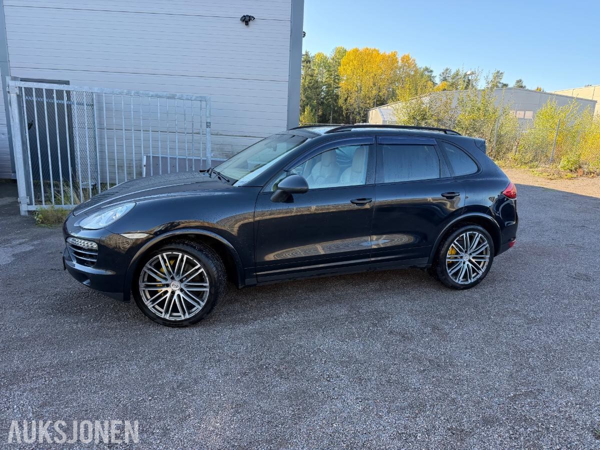 2011 PORSCHE CAYENNE, 3.0D 240HK,18-VEIS,SOLTAK,PCM,BOSE,EU-OK 3-28, 293000KM