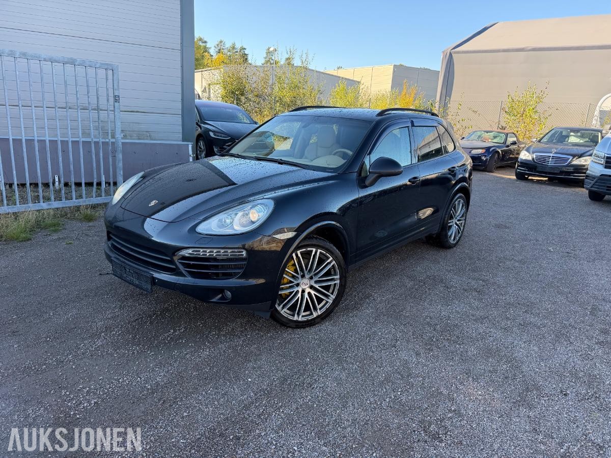 2011 PORSCHE CAYENNE, 3.0D 240HK,18-VEIS,SOLTAK,PCM,BOSE,EU-OK 3-28, 293000KM