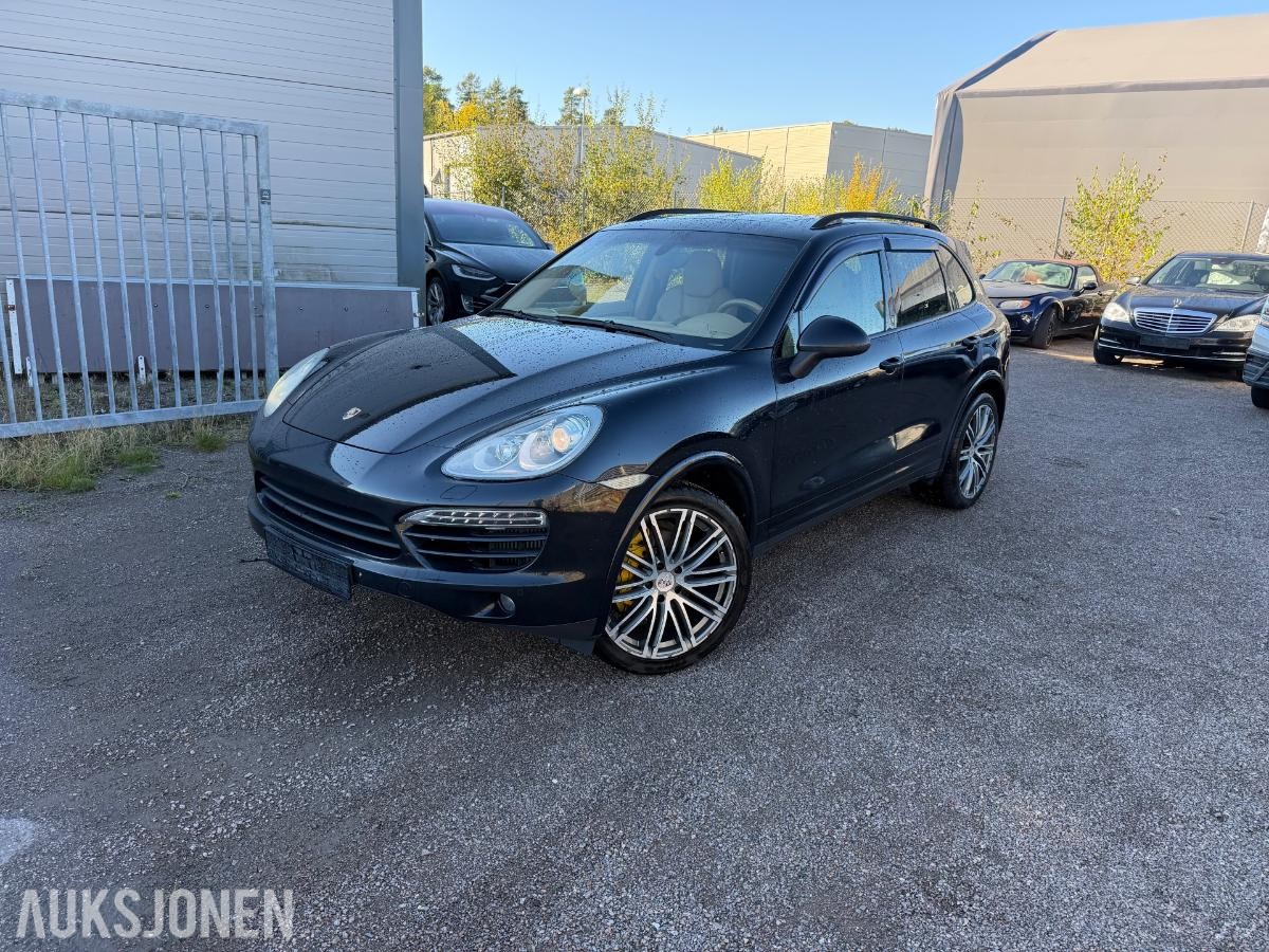 2011 PORSCHE CAYENNE, 3.0D 240HK,18-VEIS,SOLTAK,PCM,BOSE,EU-OK 3-28, 293000KM