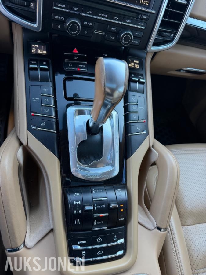 2011 PORSCHE CAYENNE, 3.0D 240HK,18-VEIS,SOLTAK,PCM,BOSE,EU-OK 3-28, 293000KM