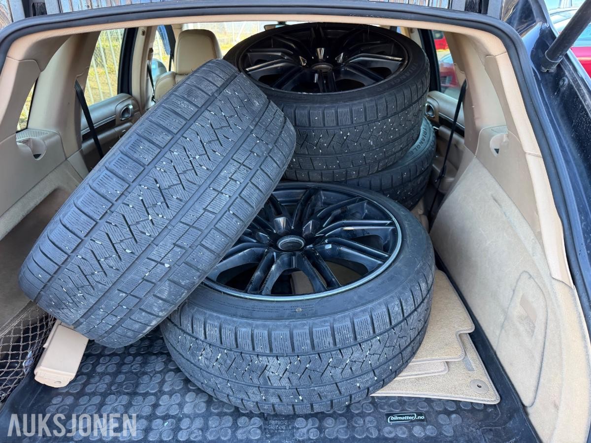 2011 PORSCHE CAYENNE, 3.0D 240HK,18-VEIS,SOLTAK,PCM,BOSE,EU-OK 3-28, 293000KM