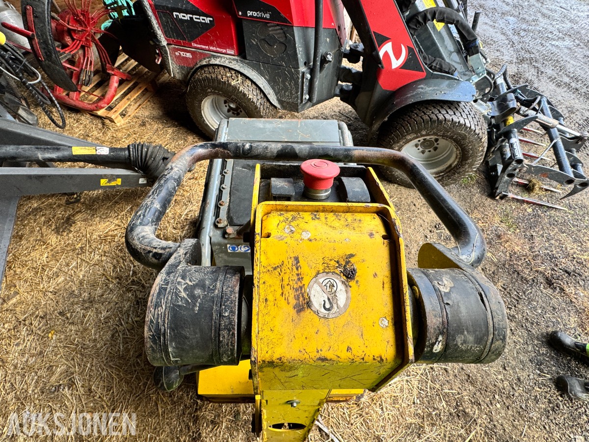 Wacker Neuson DPU 100-70 Vibroplate - Reversjerbar - 750 kg