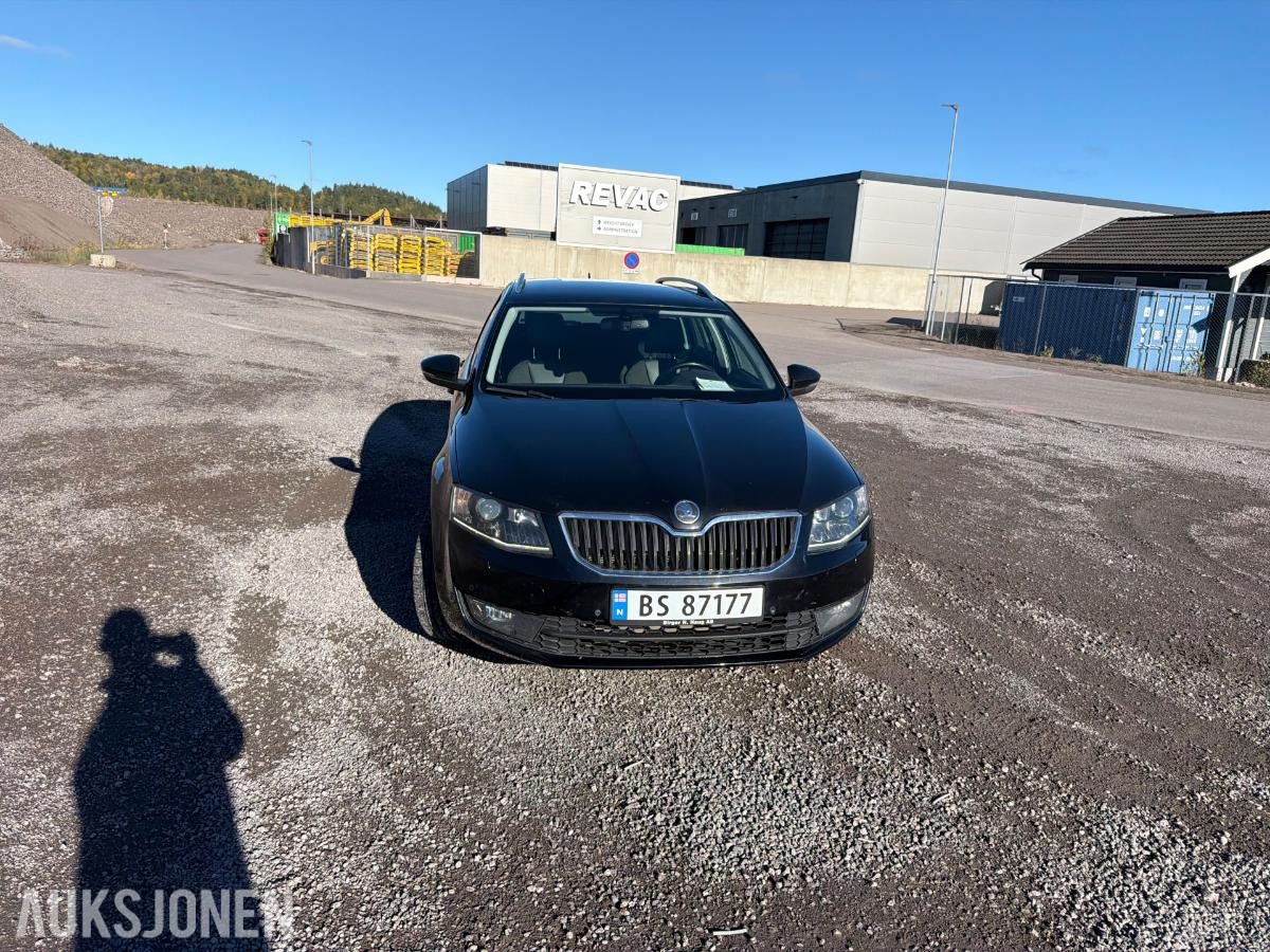 2014 Skoda OCTAVIA 1.6D 105HK,4x4,EU-OK 11-26,DAB+, 246000km