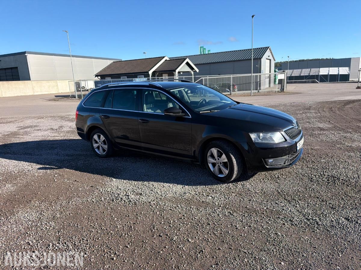 2014 Skoda OCTAVIA 1.6D 105HK,4x4,EU-OK 11-26,DAB+, 246000km