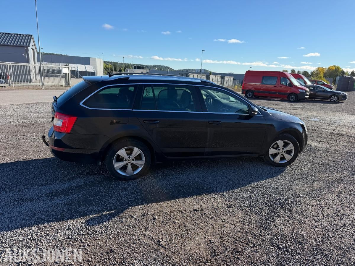 2014 Skoda OCTAVIA 1.6D 105HK,4x4,EU-OK 11-26,DAB+, 246000km