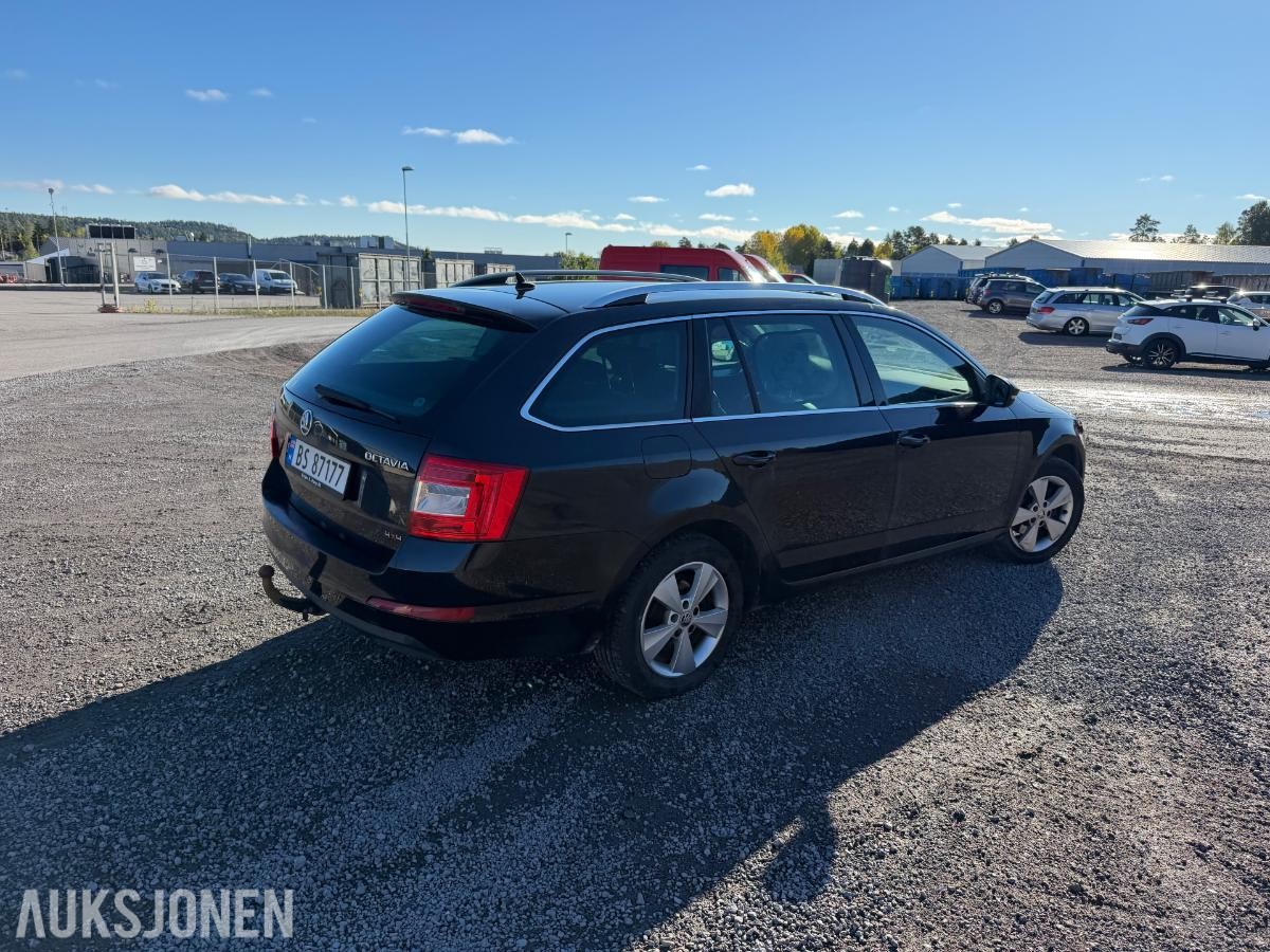 2014 Skoda OCTAVIA 1.6D 105HK,4x4,EU-OK 11-26,DAB+, 246000km
