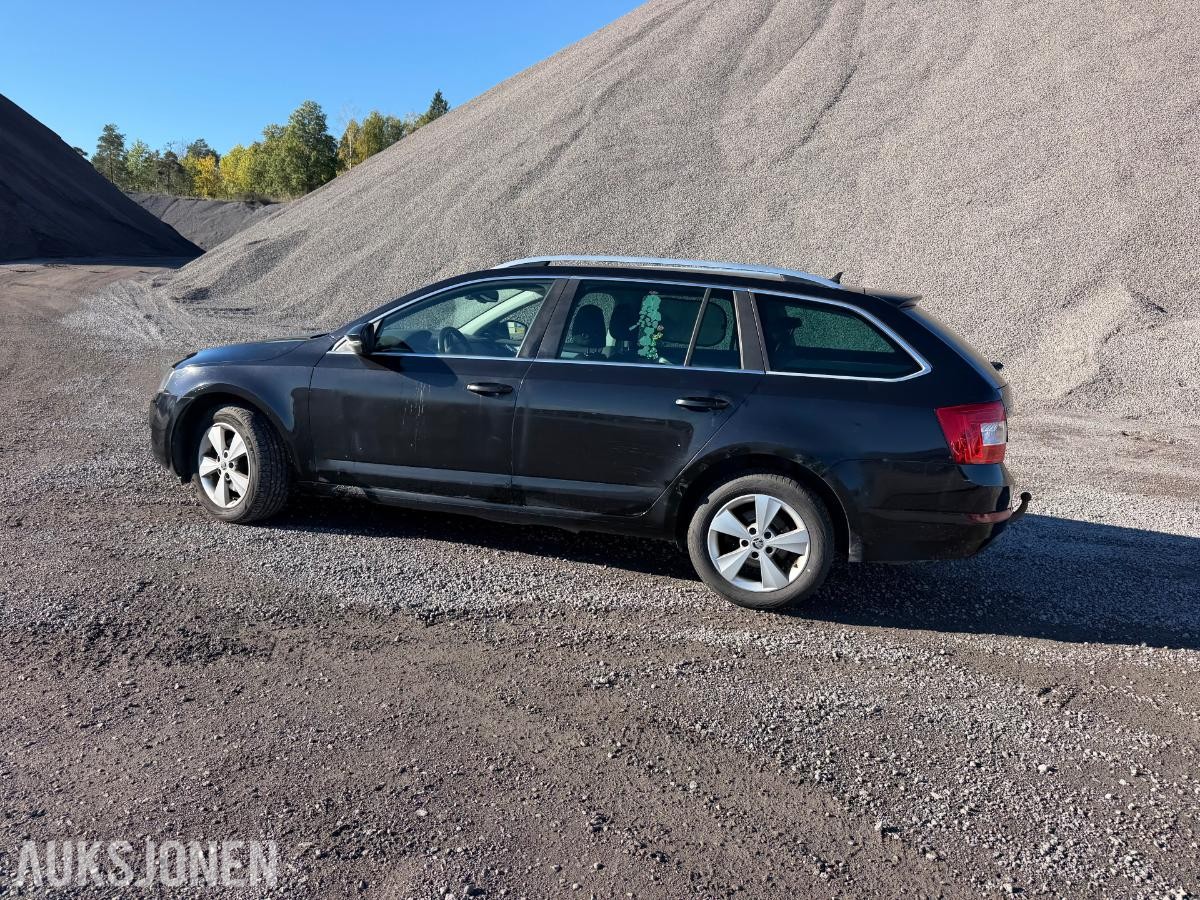 2014 Skoda OCTAVIA 1.6D 105HK,4x4,EU-OK 11-26,DAB+, 246000km