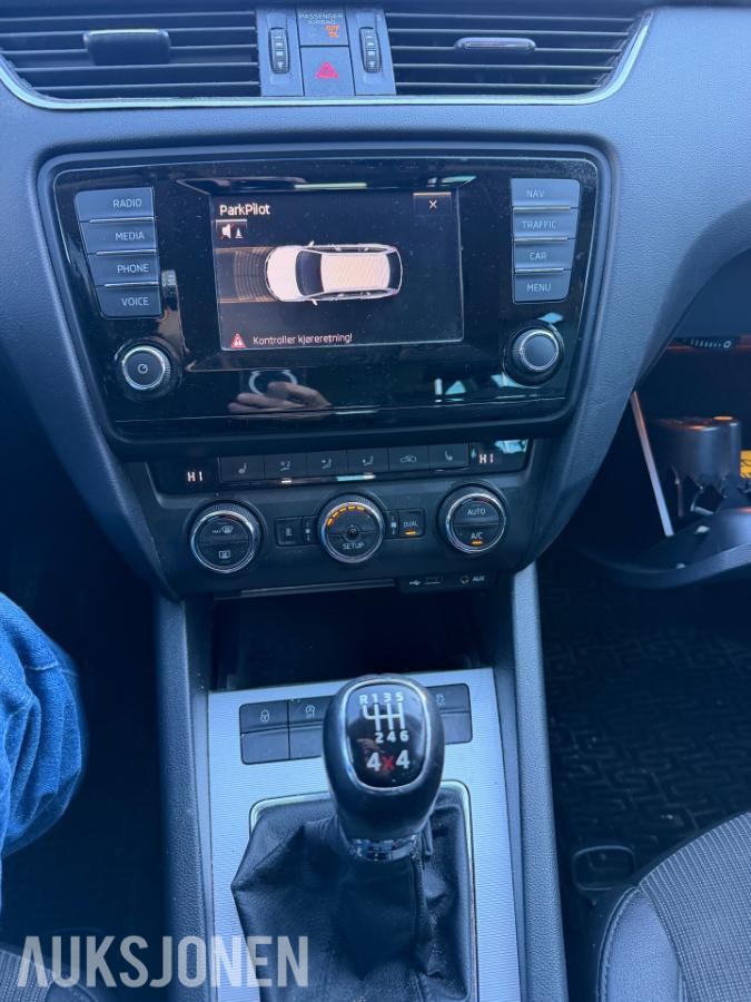 2014 Skoda OCTAVIA 1.6D 105HK,4x4,EU-OK 11-26,DAB+, 246000km