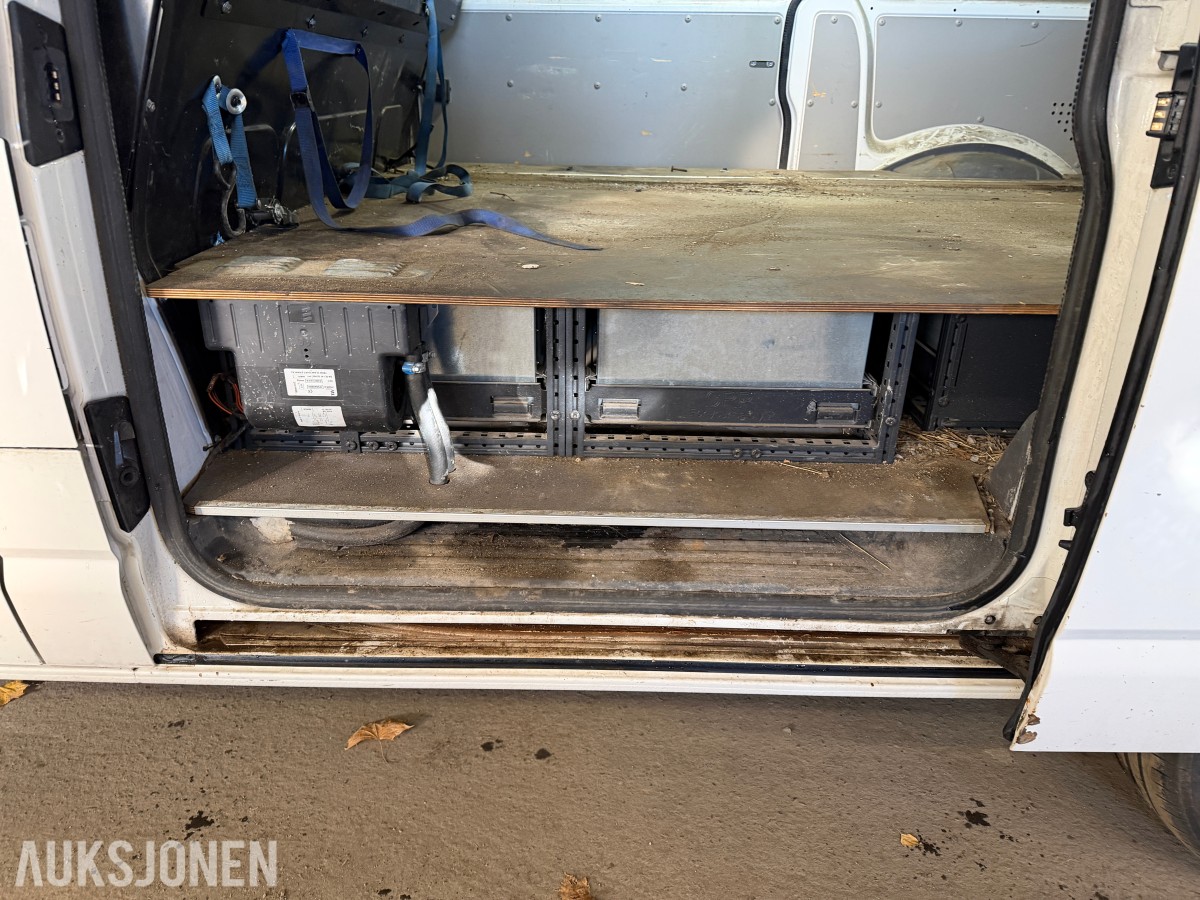 2018 VOLKSWAGEN TRANSPORTER 2,0 TDI 150HK 4MOTION AUTOMAT HENGERFESTE ACC