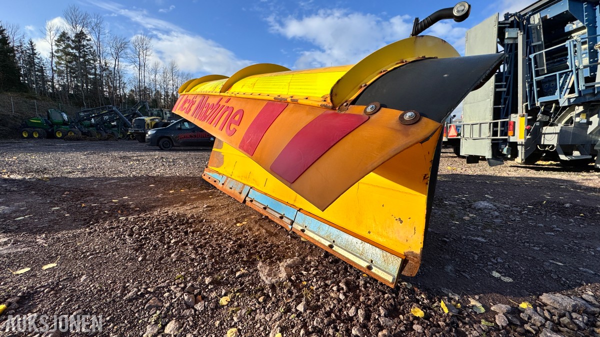 2018 Arctic Machine AM3700 HMK brøyteplog – 3,7 meter
