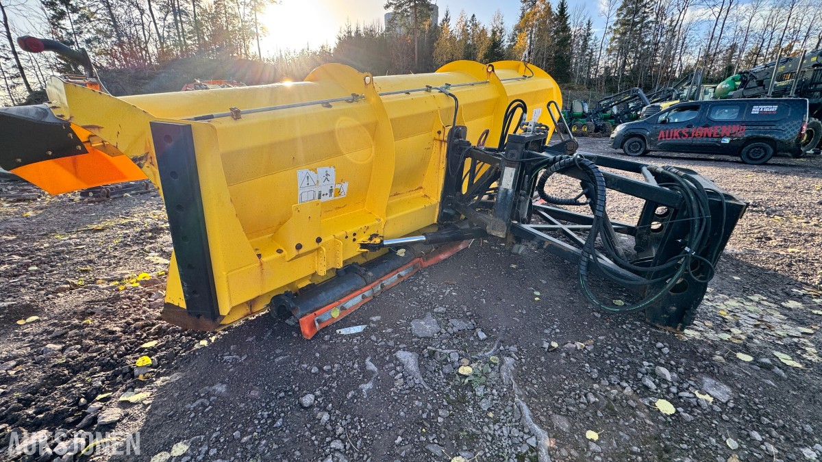 2018 Arctic Machine AM3700 HMK brøyteplog – 3,7 meter