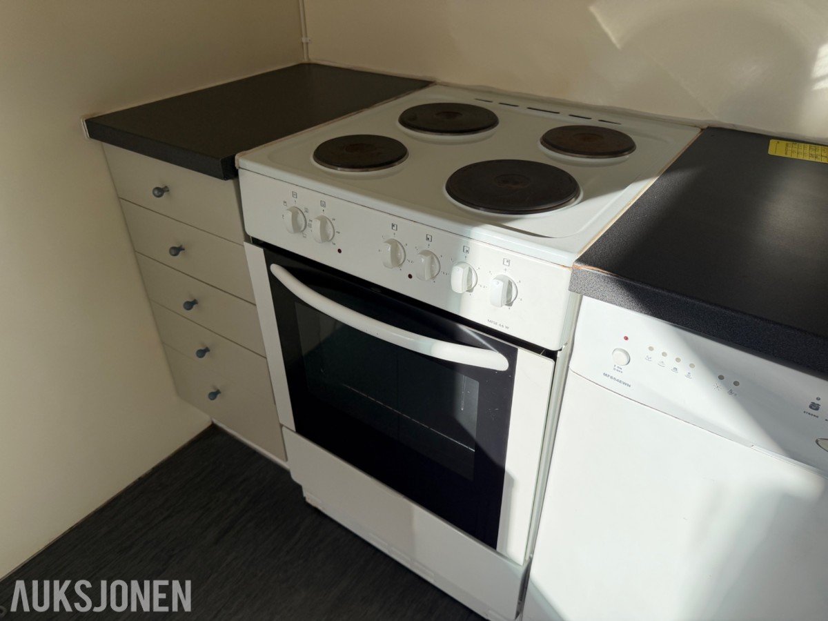 Innredet Arnpro mannskapsvogn m/ kjøkkeninnreding