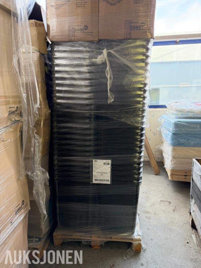 50 liter svart avfallsbeholder med svart lokk.  2023
