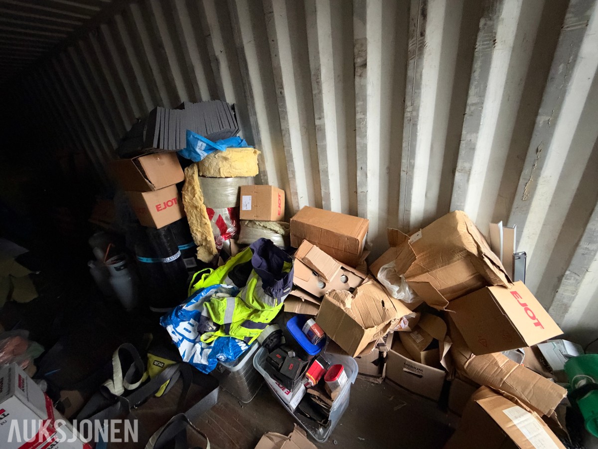 40ft Container - m/ Innhold