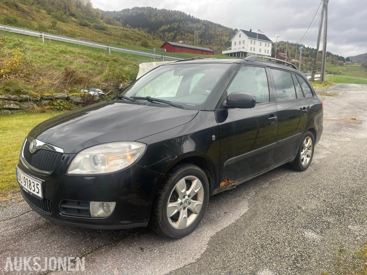 2008 Skoda Fabia 1.9 105hk hengerfeste takrails - ingen minstepris