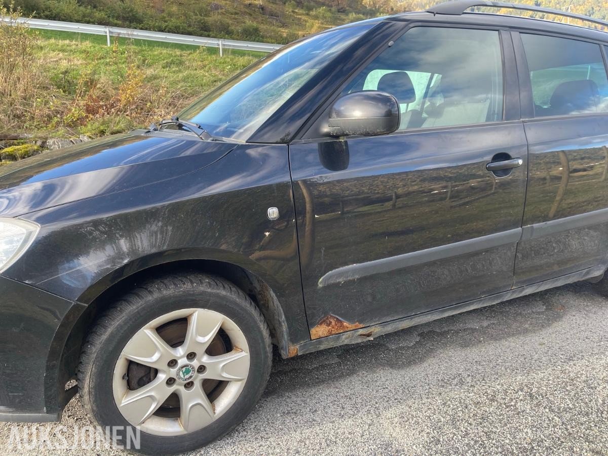 2008 Skoda Fabia 1.9 105hk hengerfeste takrails - ingen minstepris