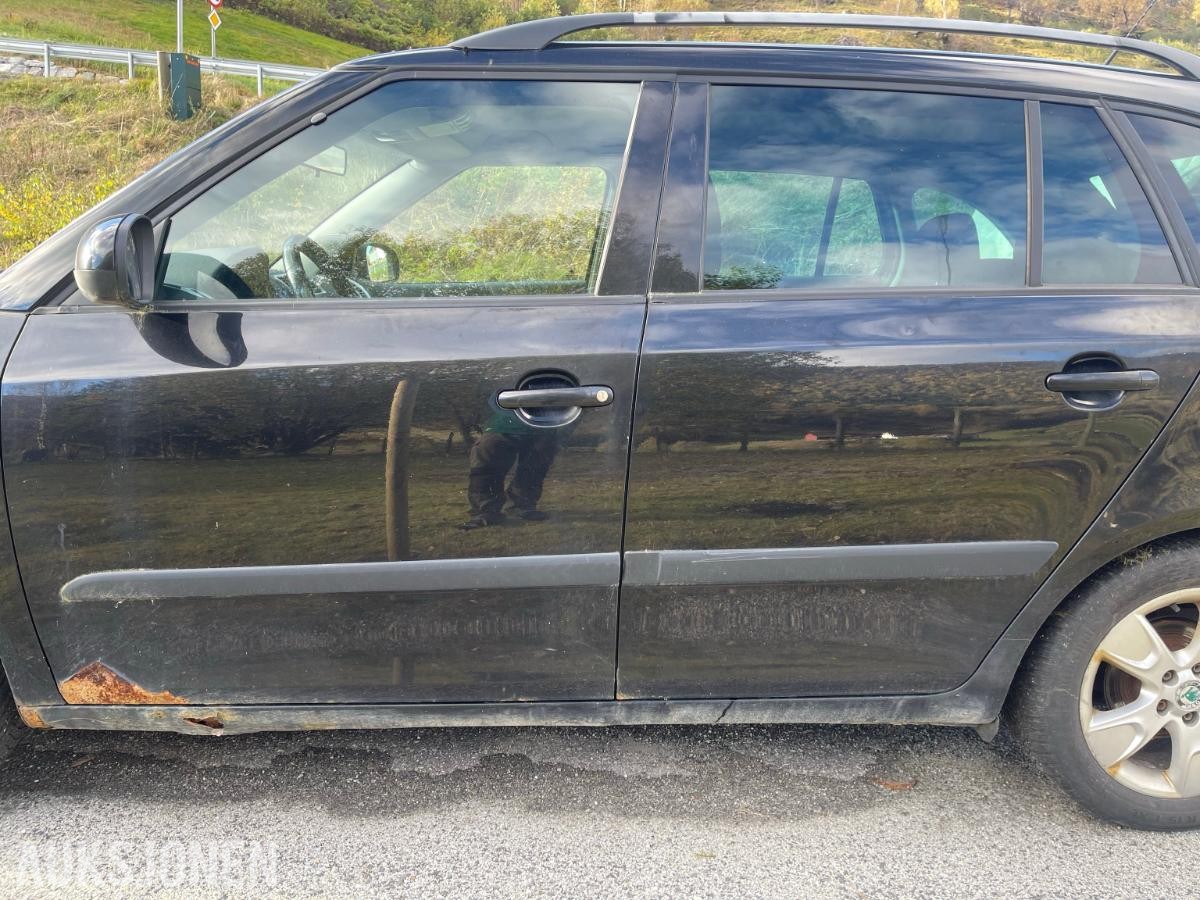 2008 Skoda Fabia 1.9 105hk hengerfeste takrails - ingen minstepris