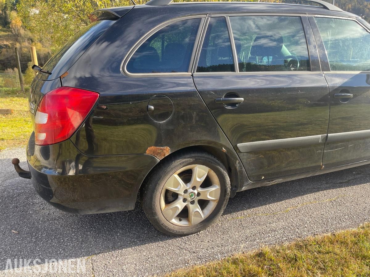 2008 Skoda Fabia 1.9 105hk hengerfeste takrails - ingen minstepris