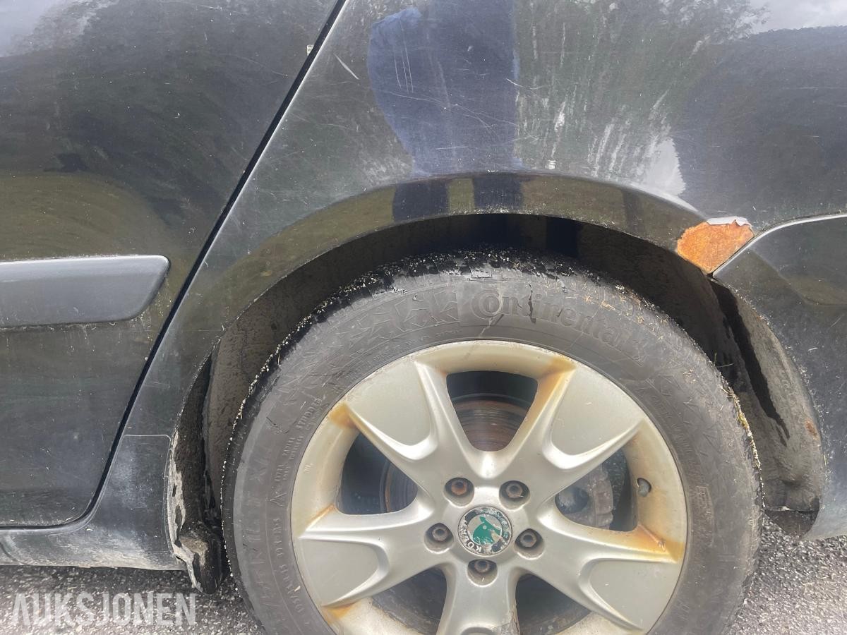 2008 Skoda Fabia 1.9 105hk hengerfeste takrails - ingen minstepris