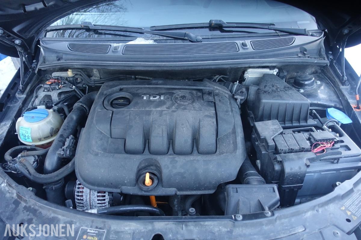 2008 Skoda Fabia 1.9 105hk hengerfeste takrails - ingen minstepris