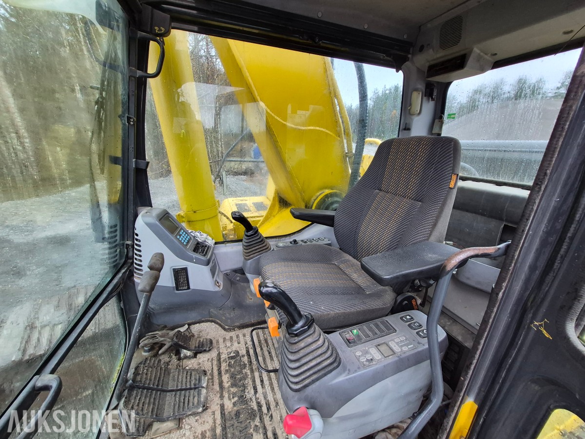 2005 Komatsu PC450LC-7K long reach