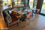 Sofagruppe, bord og stoler