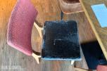 Sofagruppe, bord og stoler