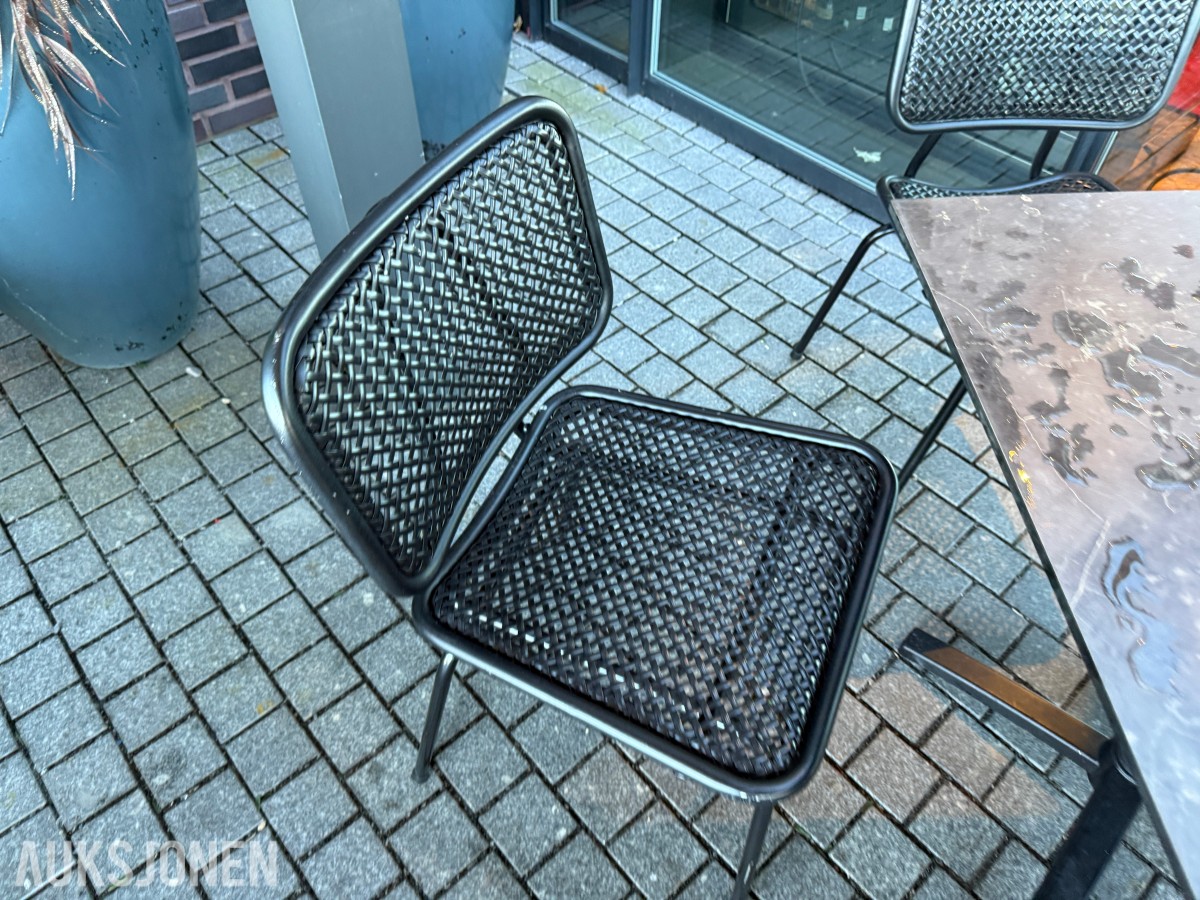 Bord og stoler