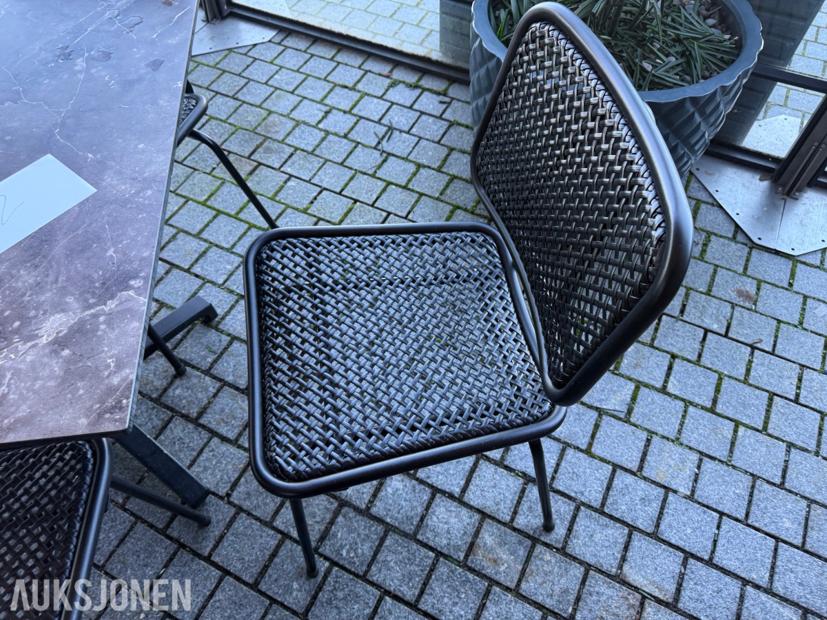 Bord og stoler