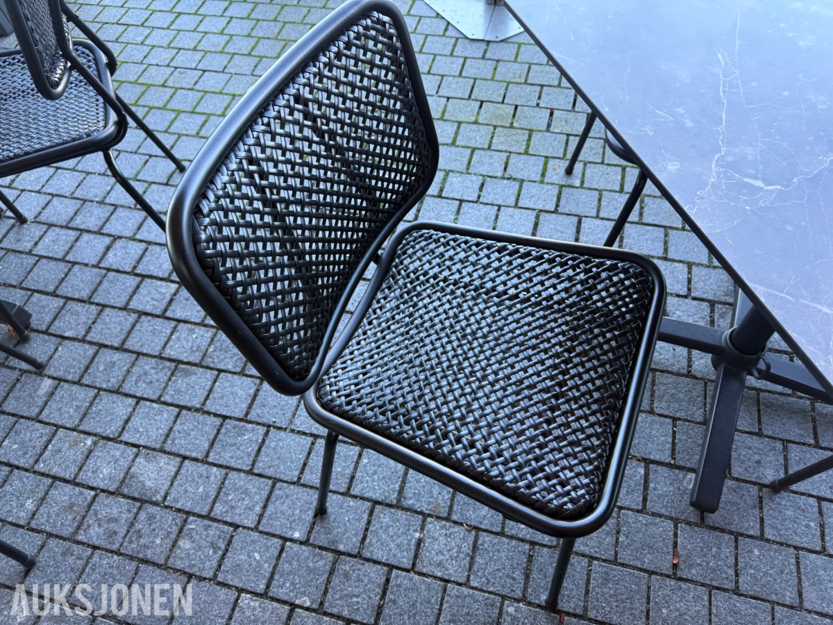 Bord og stoler