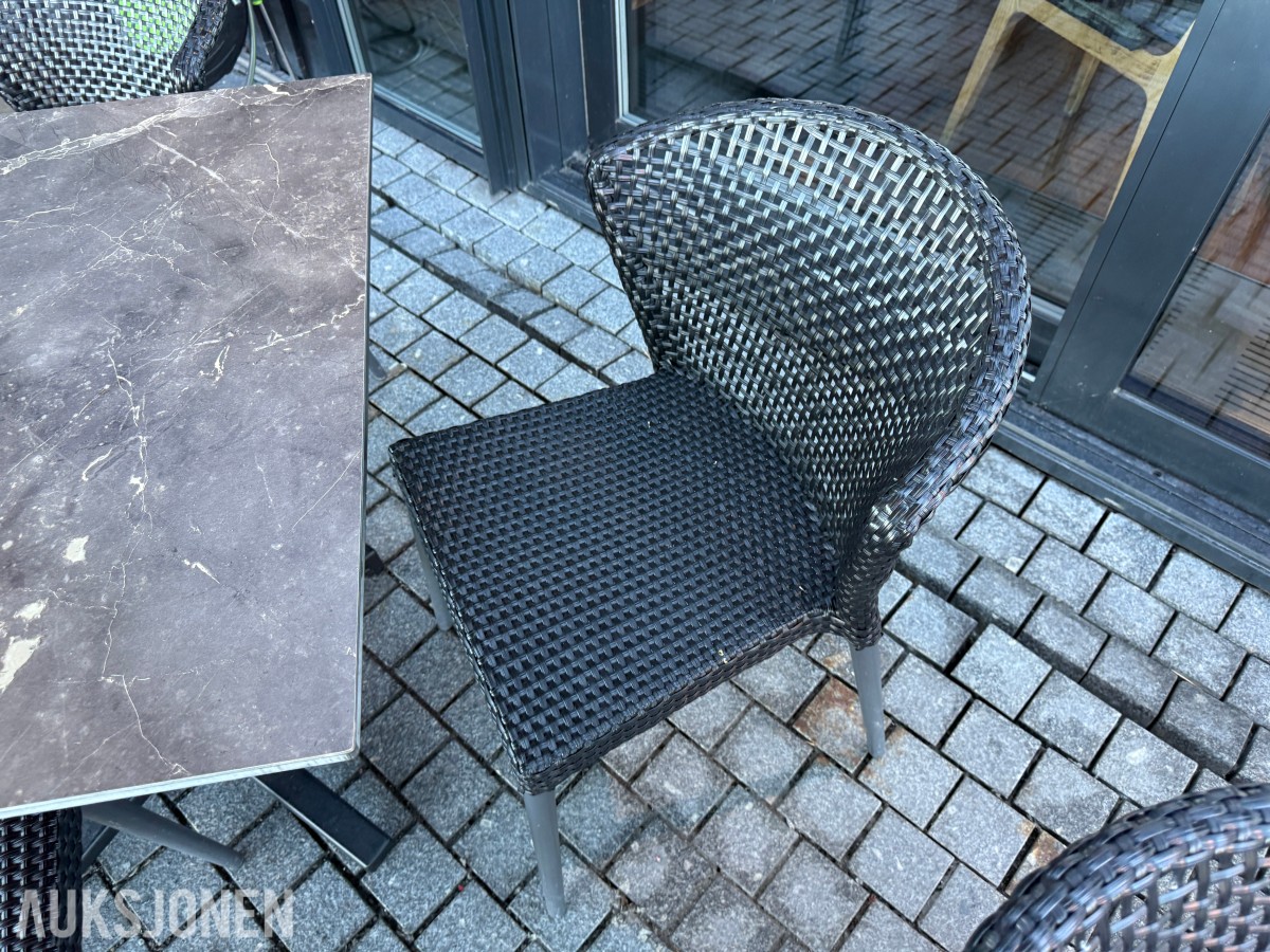 Bord og stoler