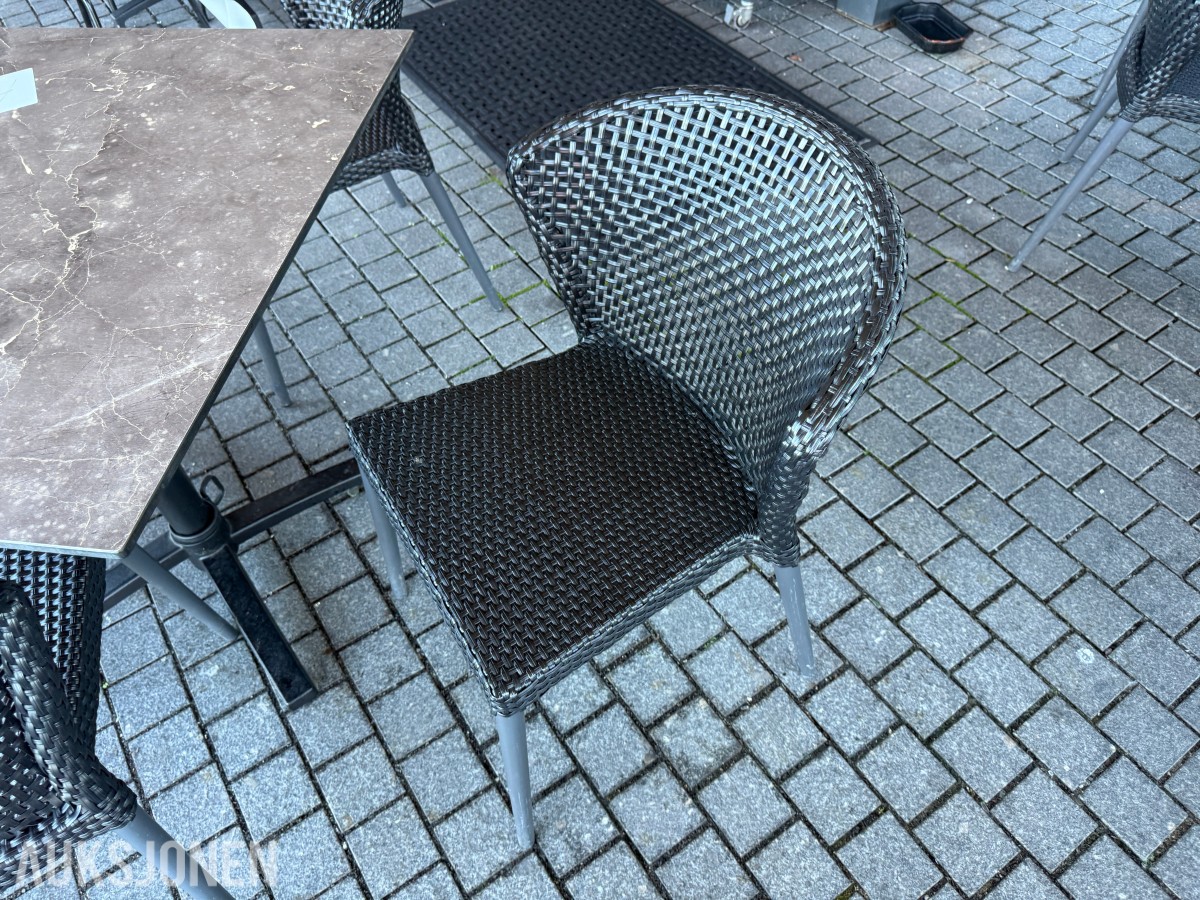 Bord og stoler
