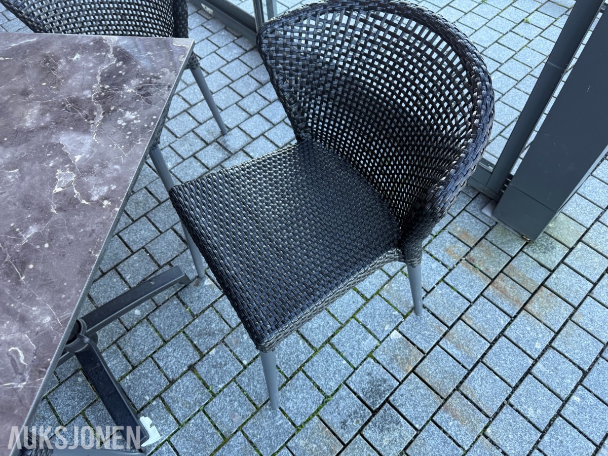 Bord og stoler