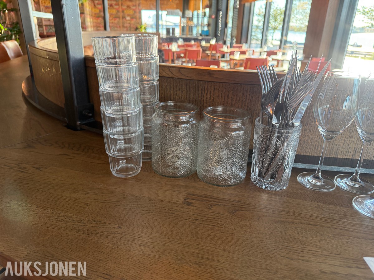 Diverse glass