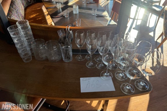 Diverse glass