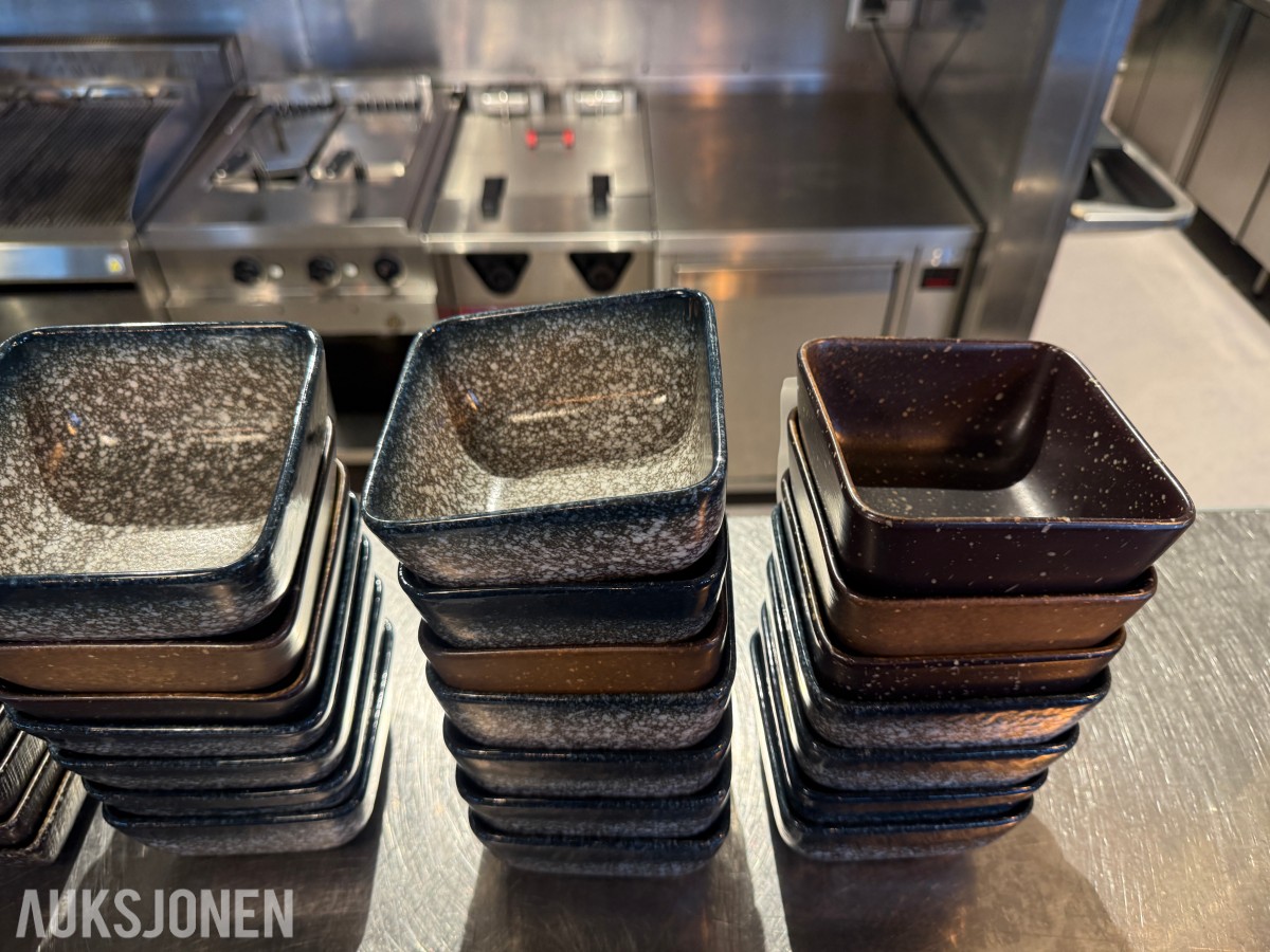 Con Gusto 35 firkantede serveringsskåler i ulike størrelser