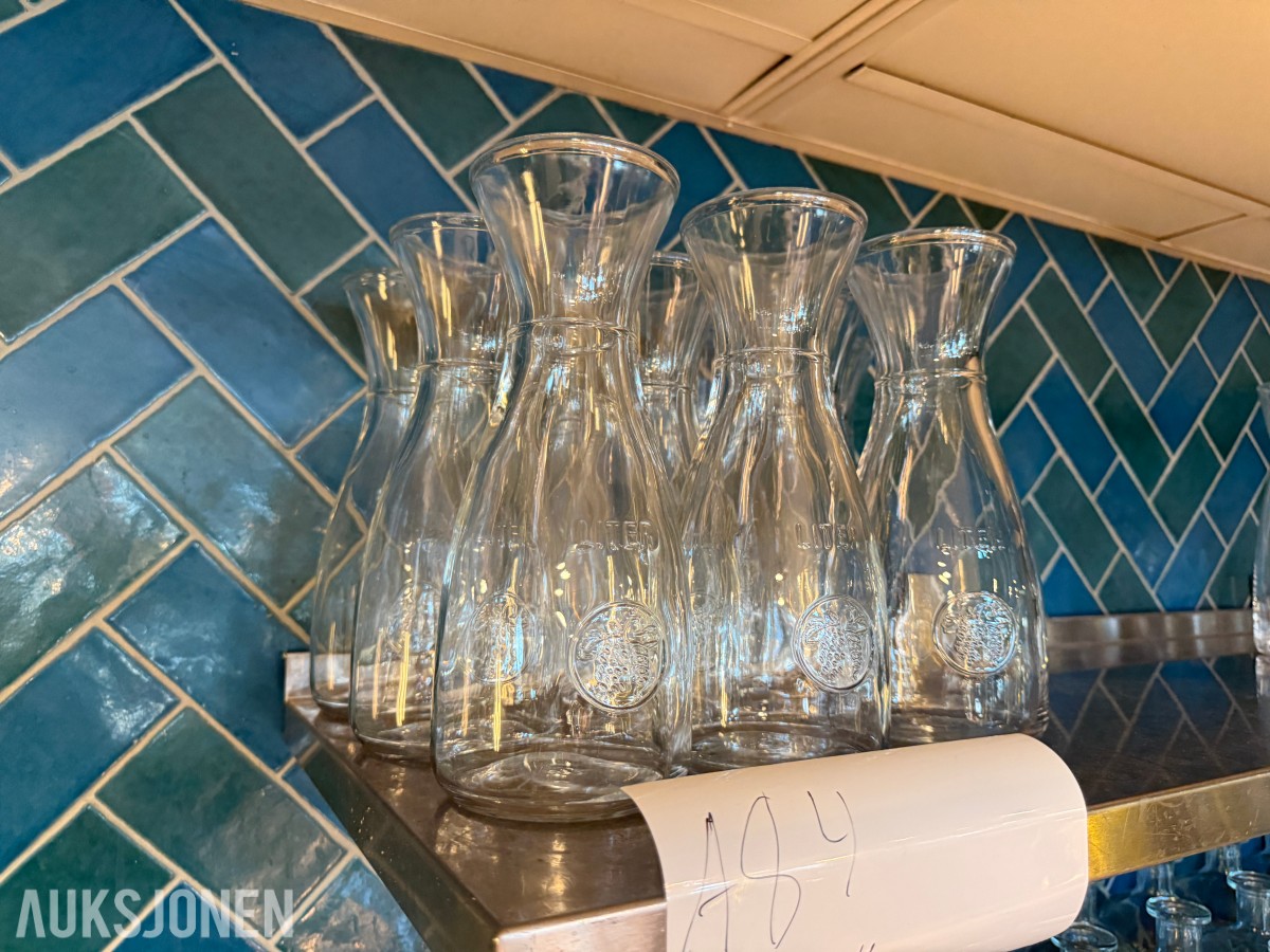 10 stk glasskarafler